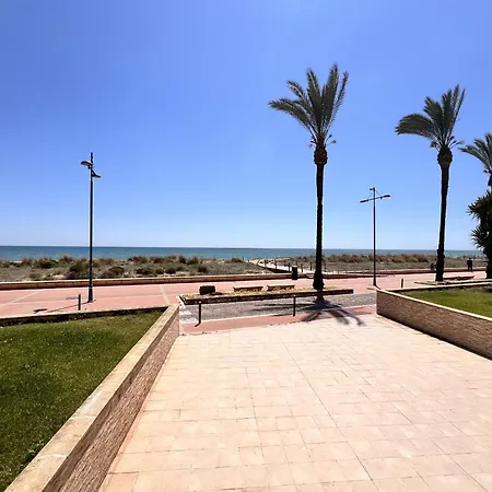 Apartment Surfing - A Pie De Playa *