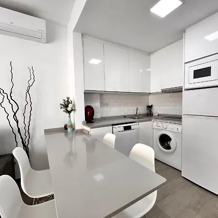 Apartment Surfing - A Pie De Playa